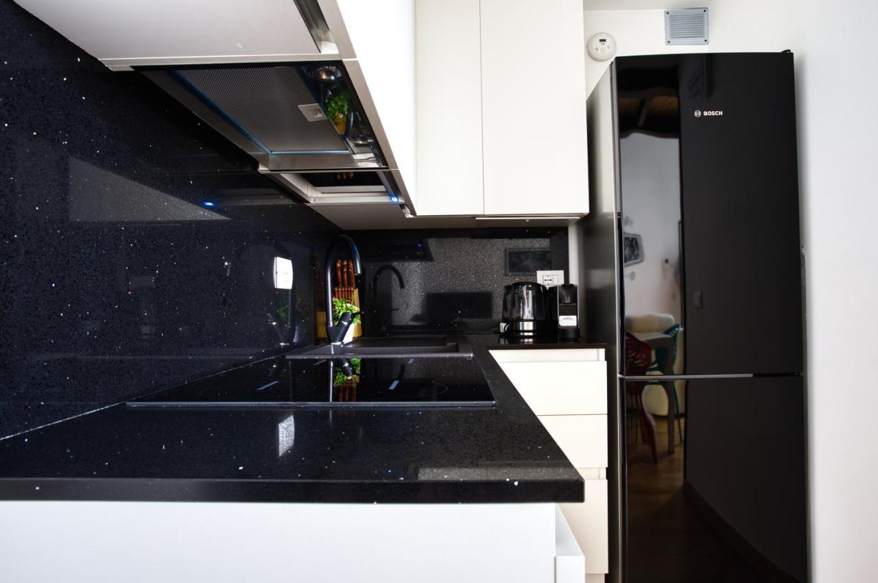 Joivy Charismatic 1-Bed Flat With Parking Διαμέρισμα Μιλάνο Εξωτερικό φωτογραφία